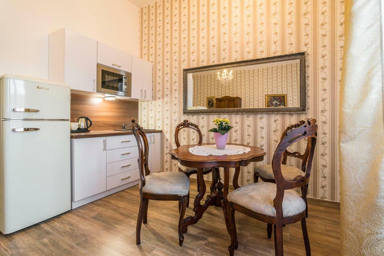 Retro Apartments Bosak Contactless Check-In Prešov Exteriér fotografie